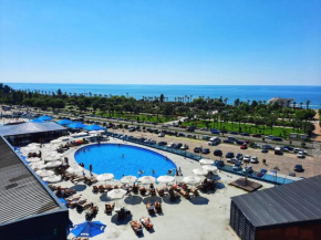 Sea View Metro City Apartment